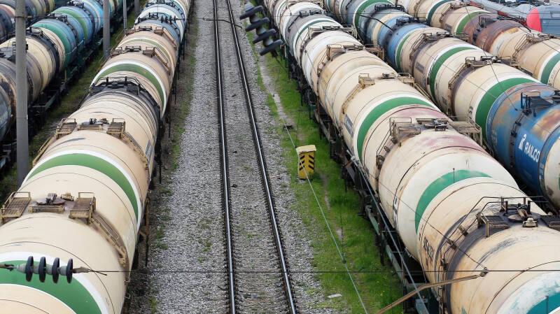 Цивилев заявил о достаточном запасе топлива в России