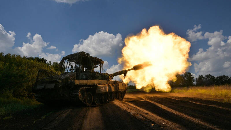 ВСУ сбросили взрывоопасный предмет с беспилотника на Горловку