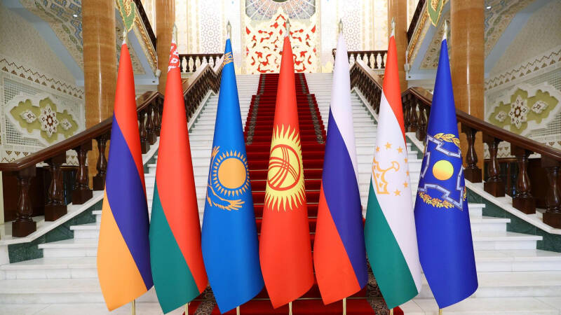 Виктор Васильев: Запад пытается оттянуть Армению от союзников