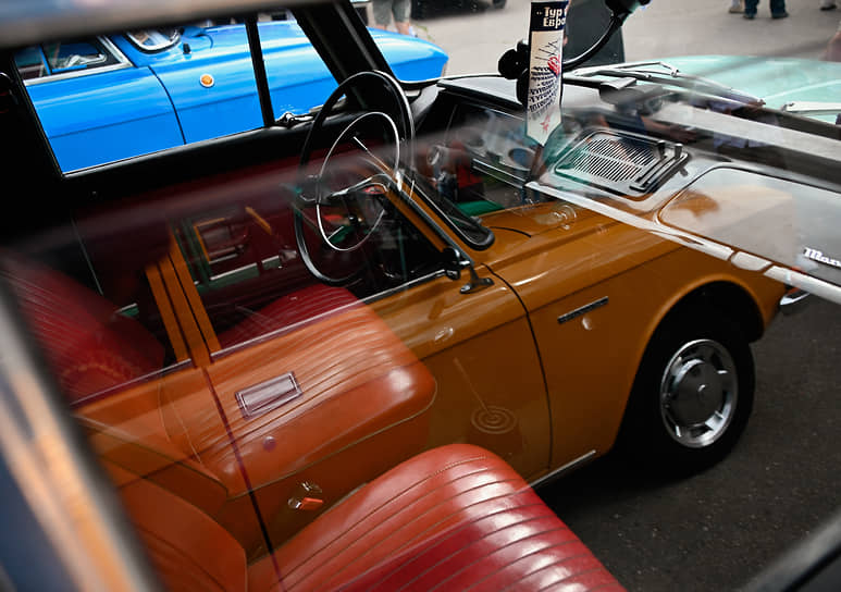 Парад ретро-трамваев в Москве