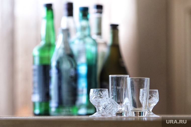 Названы скрытые признаки алкогольной зависимости, убивающие организм изнутри