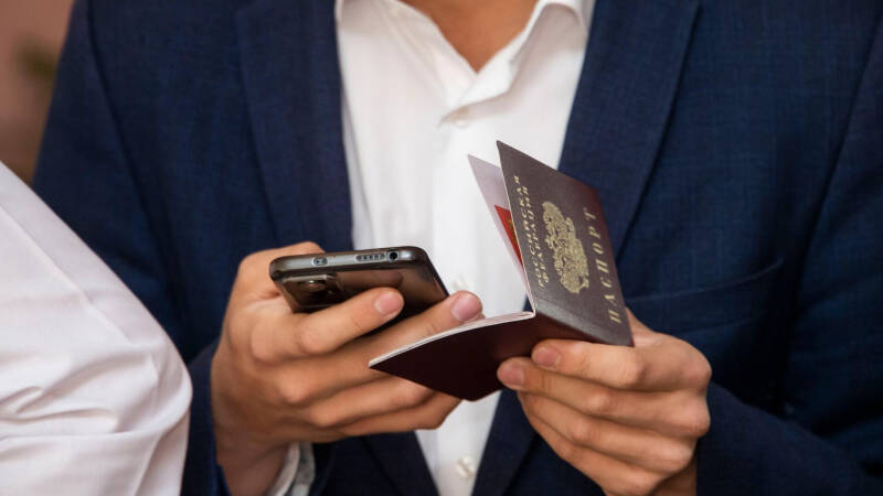 Правом пересдачи ЕГЭ впервые воспользовались более 105 тысяч школьников