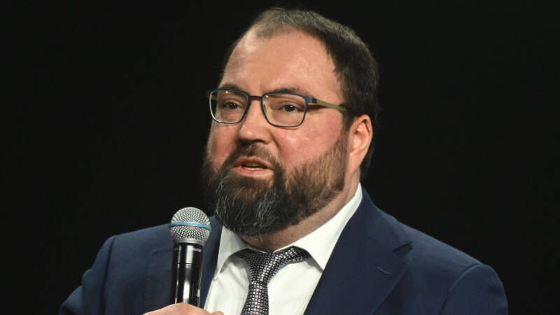 Шадаев пояснил детали проекта об обязанности блогеров подавать данные в РКН