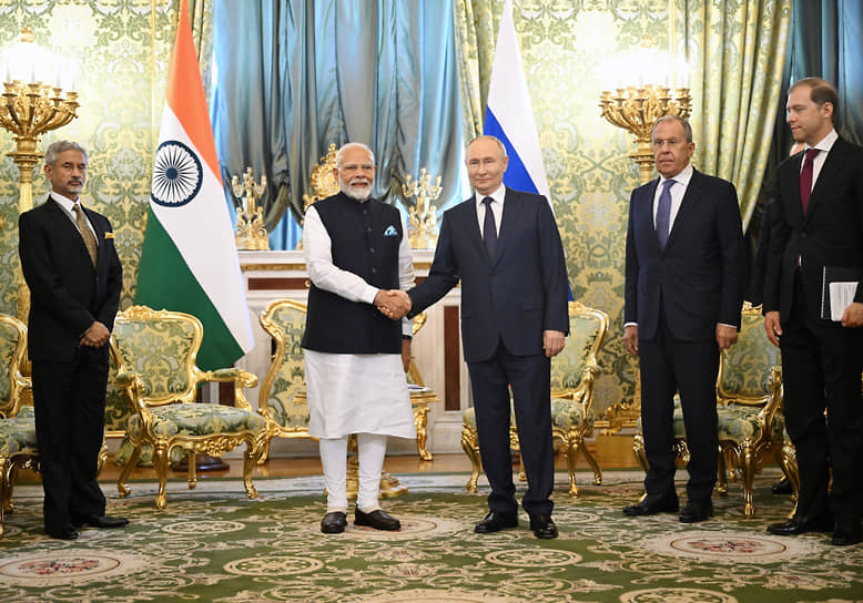 Депутат Журавлев призвал лишить Пугачеву имущества за пост об ударе по Киеву