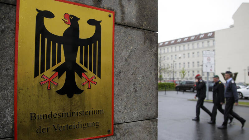 Правозащитники осудили ФРГ за передачу Украине кассетных боеприпасов из США