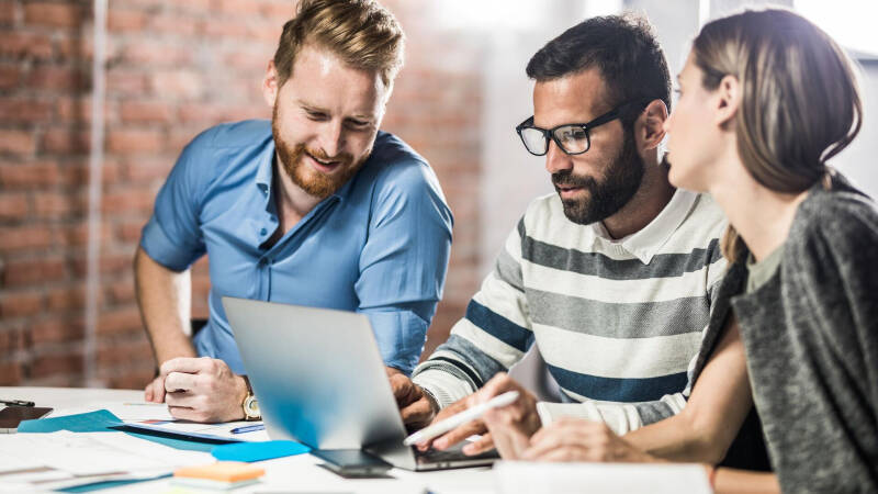 Роскомнадзор зафиксировал масштабный сбой в работе Telegram и Whatsapp