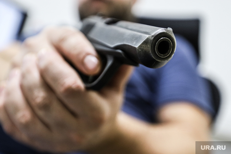 &laquo;Сидит за другого&raquo;: семья курганского полицейского считает, что он стал жертвой оговора