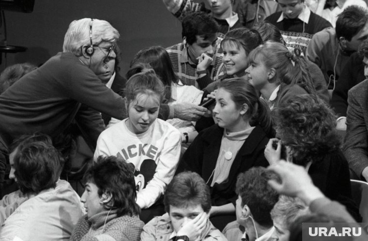 Соединил СССР и США, придумал новый формат непринужденных ток-шоу: чем запомнился телеведущий Фил Донахью