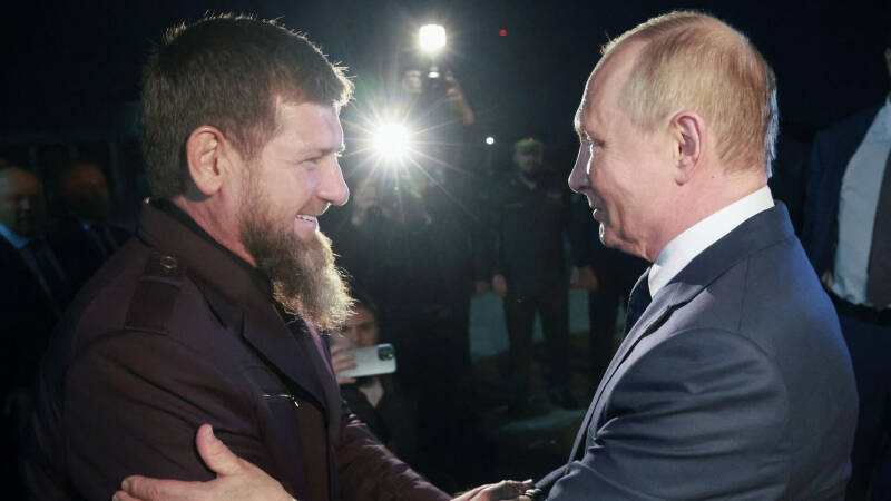 Путин заявил, что мечтал бы иметь больше таких солдат, как Кадыров