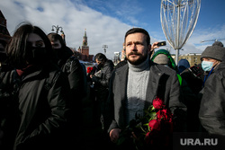 Яшин* после доставки в США захотел сразу же вернуться в Россию