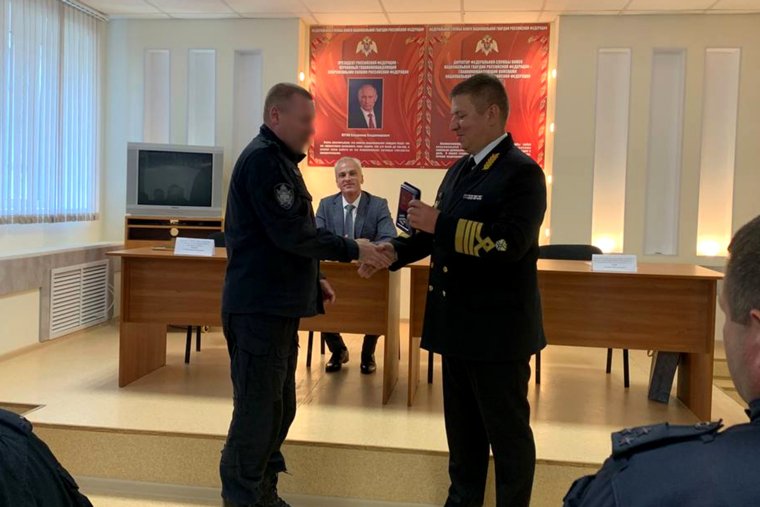 Сотрудники ОМОН поймали более сотни курганцев во время незаконной рыбалки. Фото