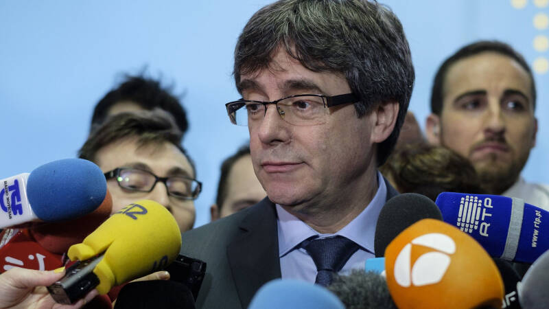 Экс-глава Каталонии Пучдемон вернулся в Бельгию