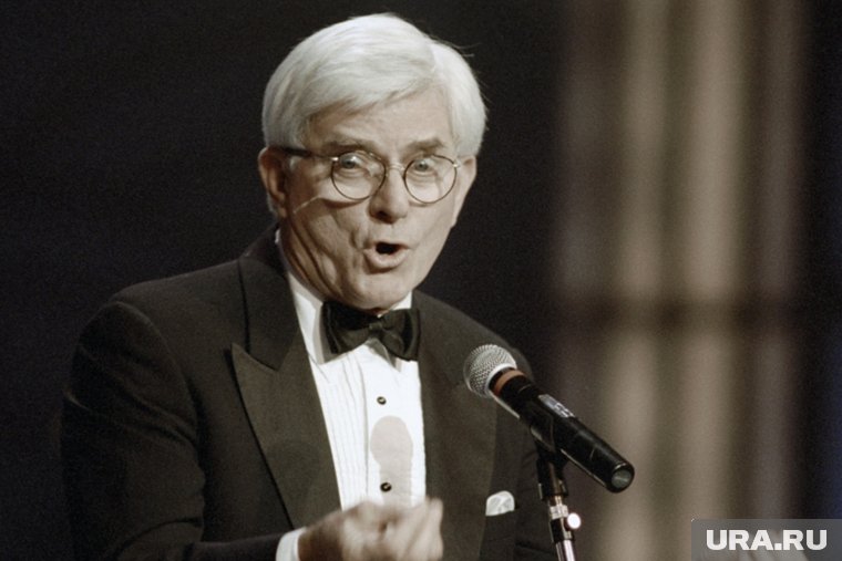 Соединил СССР и США, придумал новый формат непринужденных ток-шоу: чем запомнился телеведущий Фил Донахью